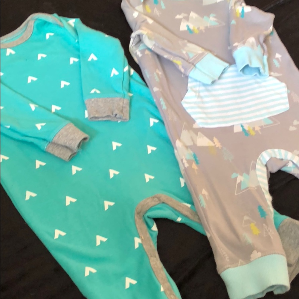 Baby clothes